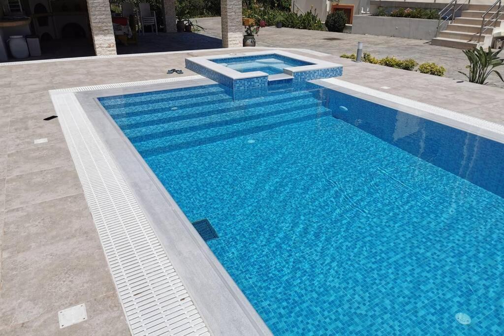 Fiore Di Rodi - Private Pool, Jacuzzi And Barbecue Ялиссос Экстерьер фото